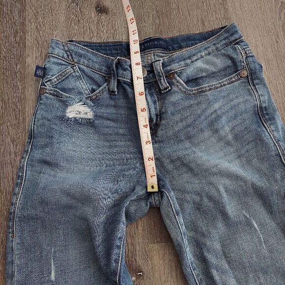 Rock & Republic Berlin Distressed Mid Rise Skinny Jeans Size 6 - Picture 7 of 8